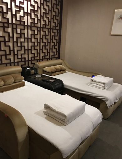 送布机	(图15)